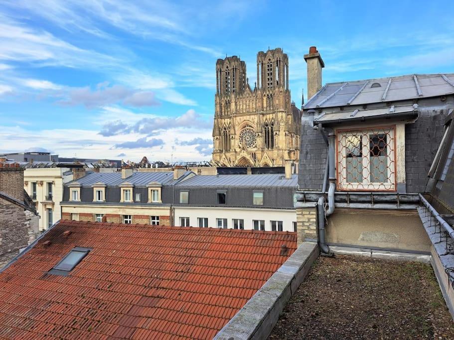 Faro, Vue Sur La Cathedrale Lägenhet Reims Exteriör bild